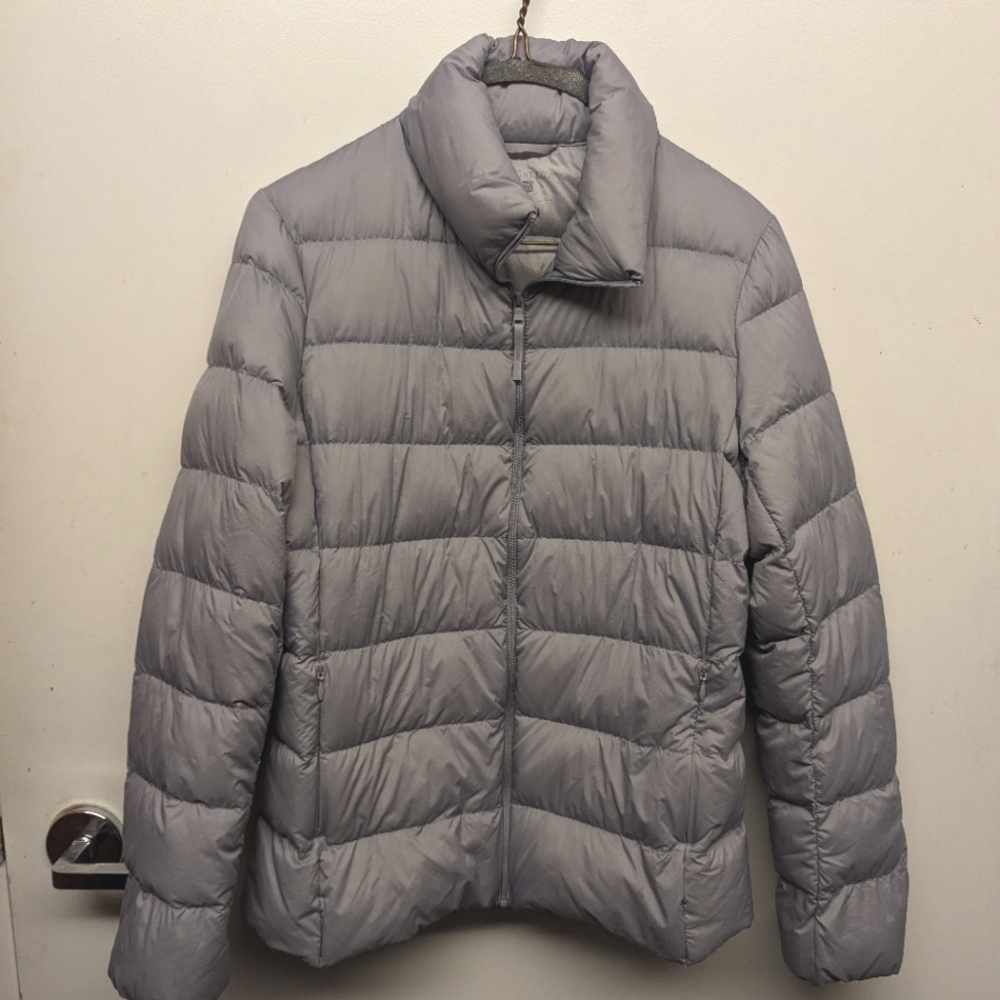 Uniqlo ultra light down jacket XS lavendar